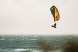 Der Big Air Kite BULLIT von F-One in Action