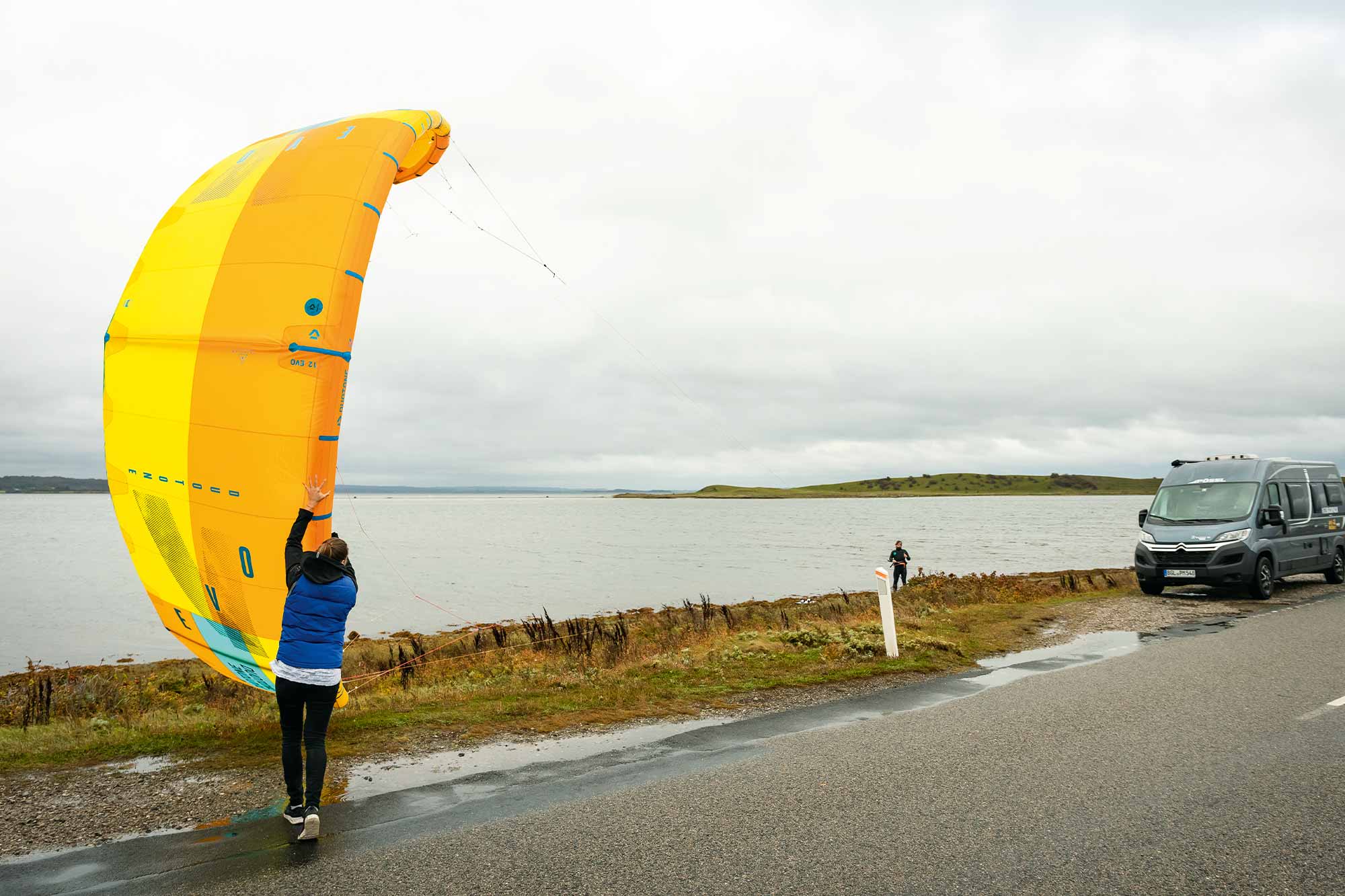 Start und Landen von Kites am Spot X auf der dänischen Insel Fyn