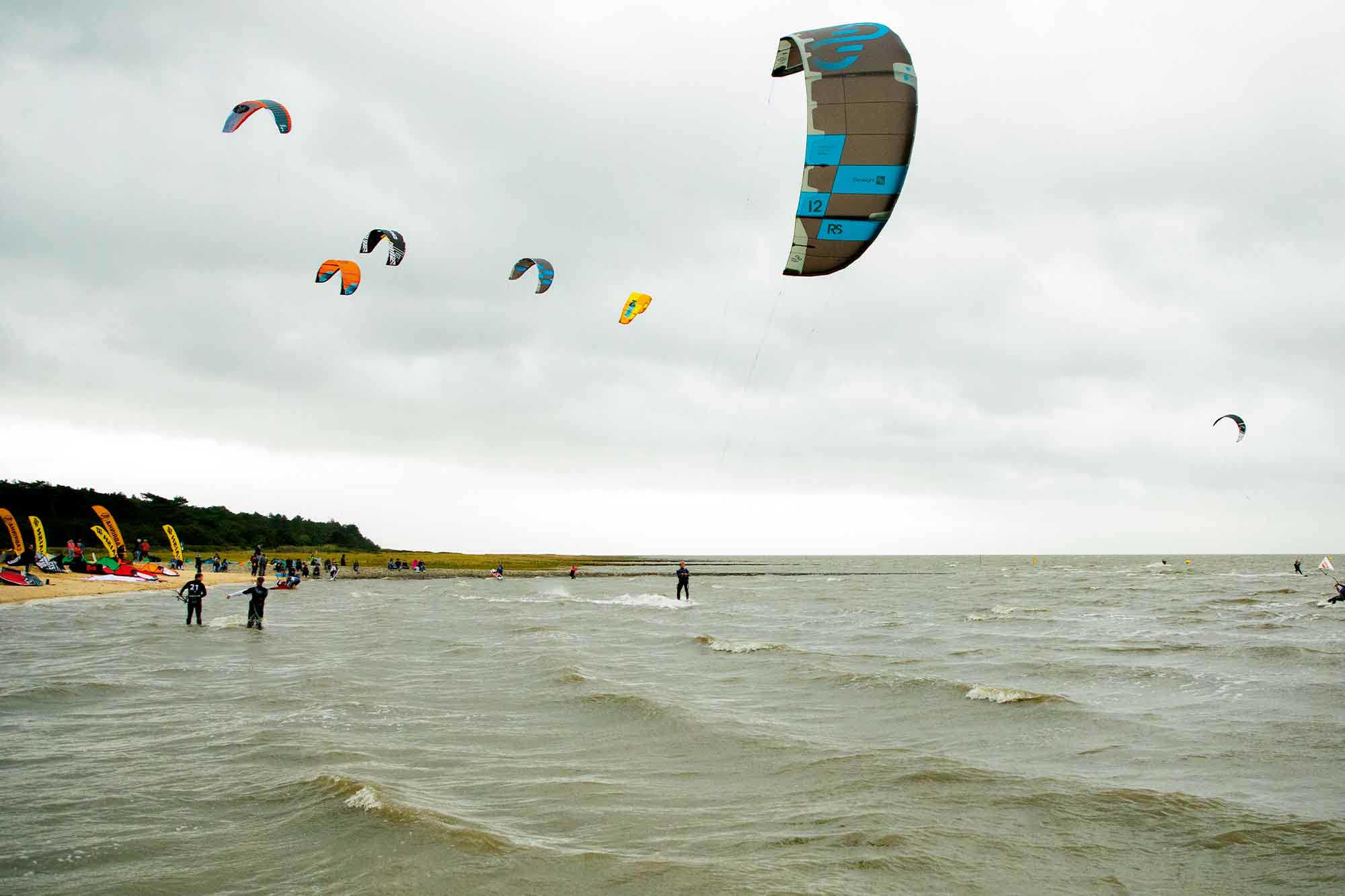 Kiter am Stand von Sahlenburg